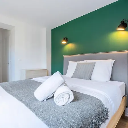 One-bedroom In Old Appartement Lille
